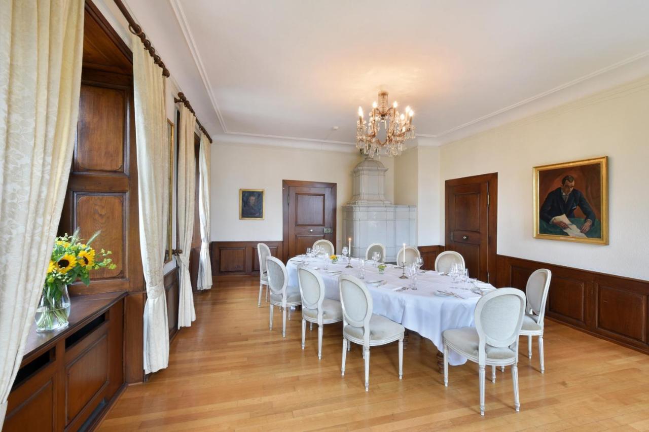 Hotel Im Schlosspark Binningen Bagian luar foto